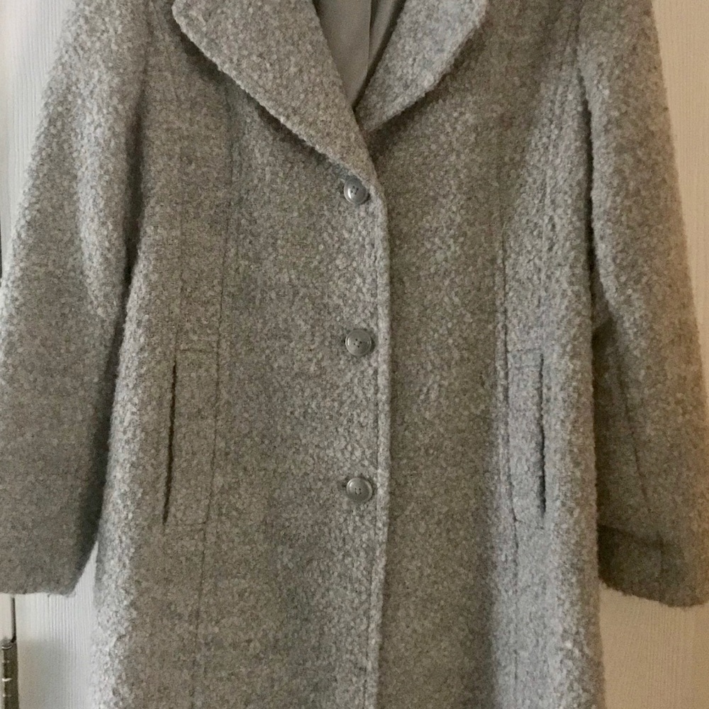 Grey ‘Boucle’ Coat